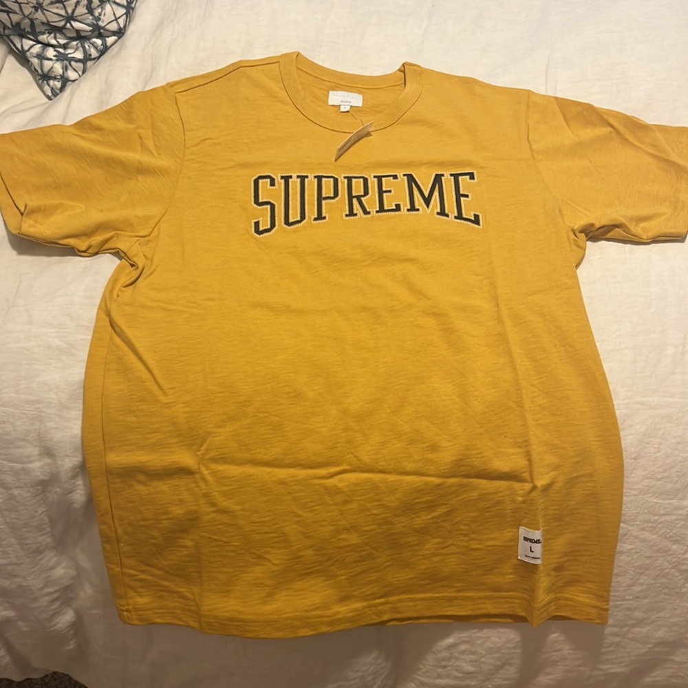 Supreme Tshirt